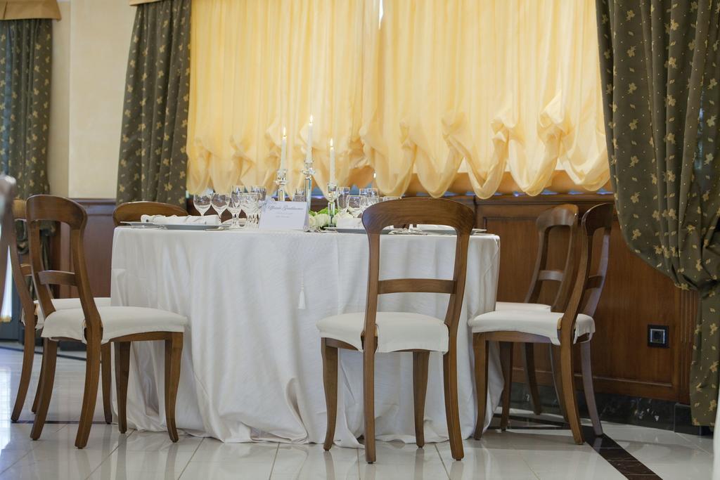 Albergo Ristorante Uliveto Veroli ภายนอก รูปภาพ
