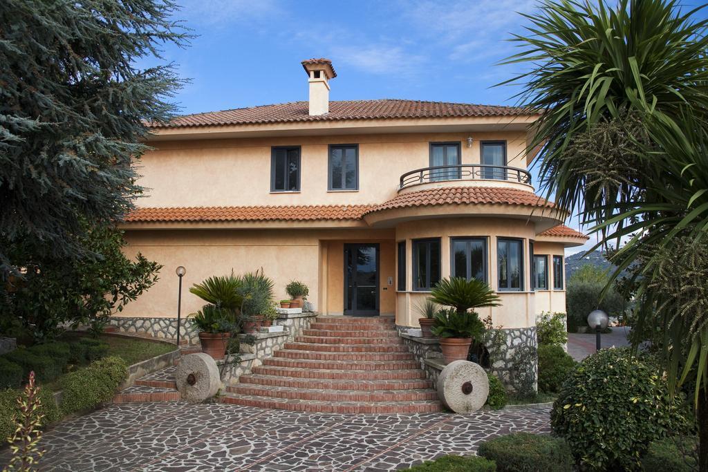Albergo Ristorante Uliveto Veroli ภายนอก รูปภาพ