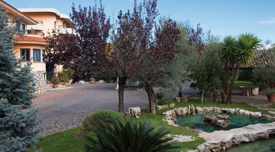 Albergo Ristorante Uliveto Veroli ภายนอก รูปภาพ