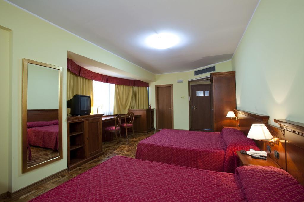 Albergo Ristorante Uliveto Veroli ห้อง รูปภาพ