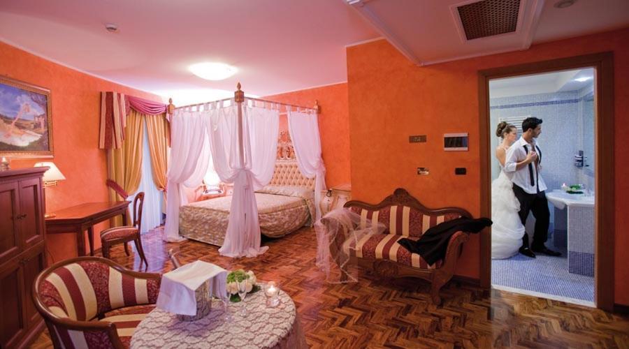Albergo Ristorante Uliveto Veroli ภายนอก รูปภาพ