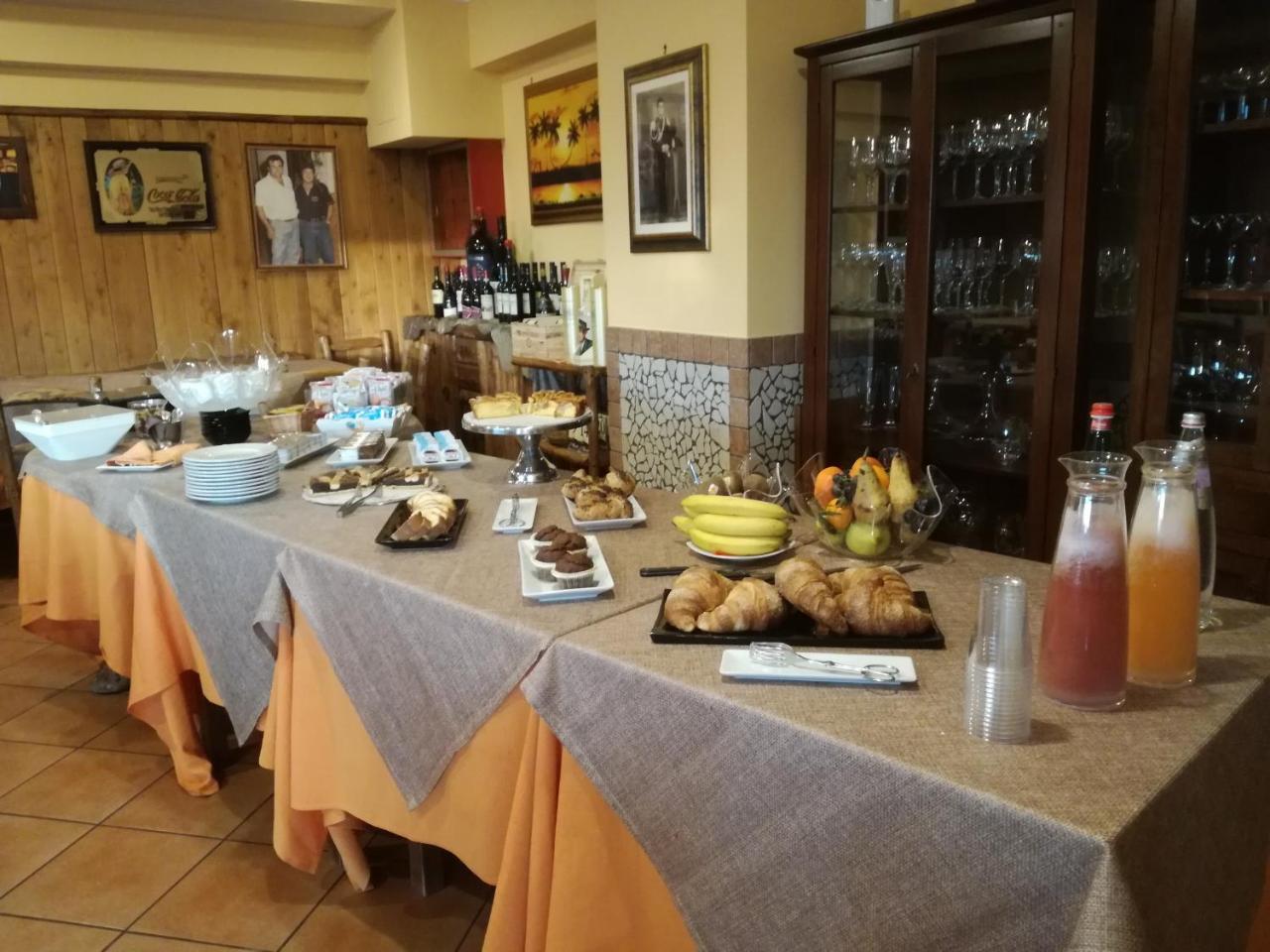 Albergo Ristorante Uliveto Veroli ภายนอก รูปภาพ